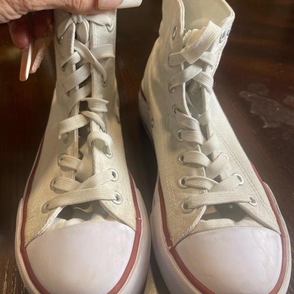 Converse inspired Off-White High-Top Sneakers - Picture 5 of 7